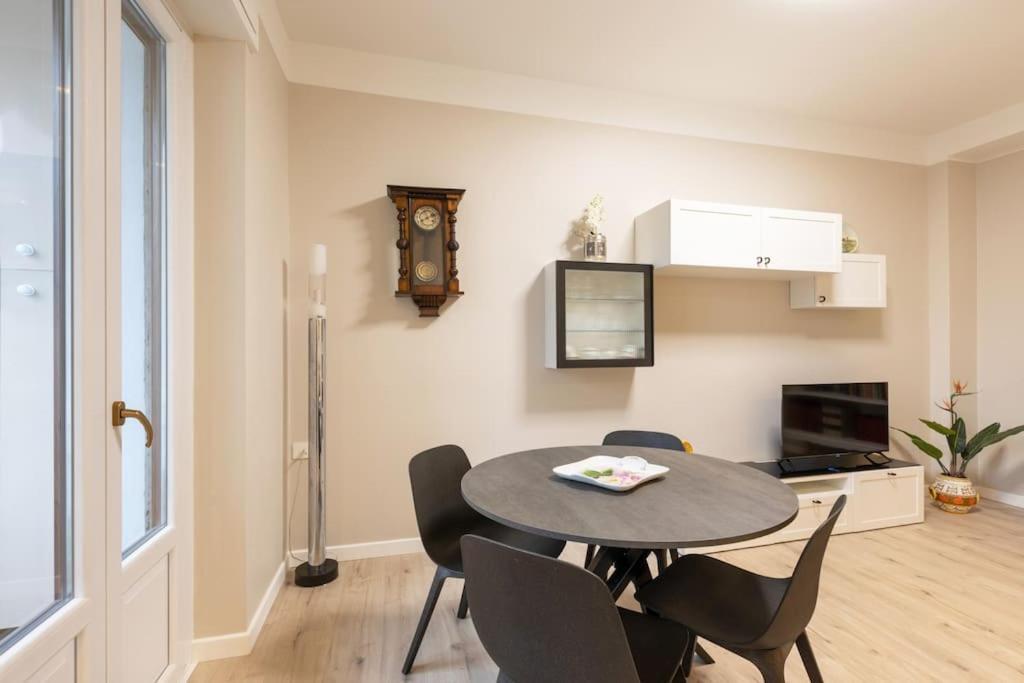 Wonderful 2 Bedrooms Fiera Area - Mirable Pm *