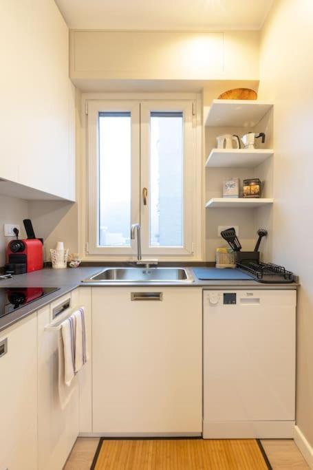Wonderful 2 Bedrooms Fiera Area - Mirable Pm Milan