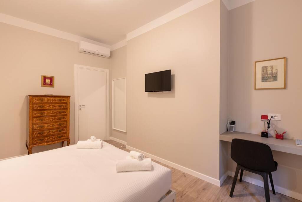 Wonderful 2 Bedrooms Fiera Area - Mirable Pm Milan